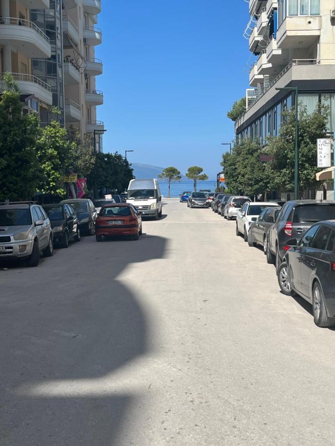 Gloria'S Apartment Lungomare Vlore Exterior photo