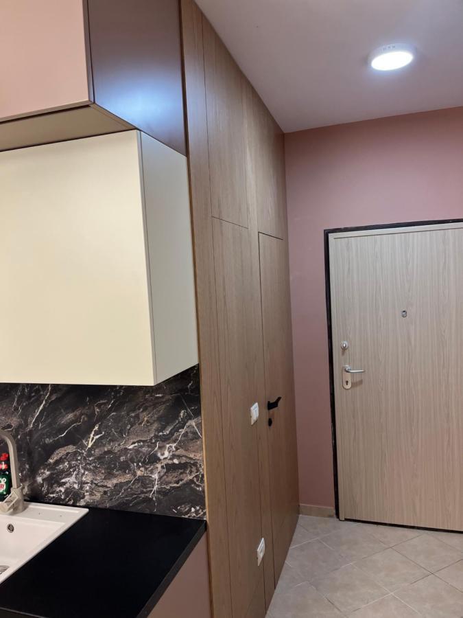 Gloria'S Apartment Lungomare Vlore Exterior photo